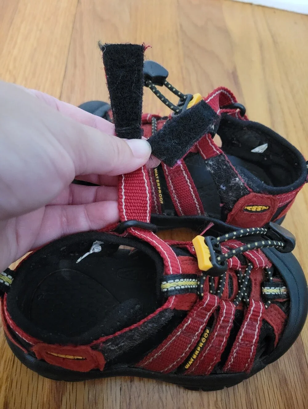 Keen Little Kids Newport Sandal Size US 8 Ribbon Red Unisex Boys Girls Washable